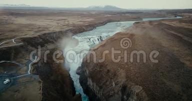 鸟瞰冰岛<strong>风</strong>景秀丽的景色.. 瀑布格尔夫斯在缝隙，<strong>清澈</strong>的山河.. 很有名的地方。